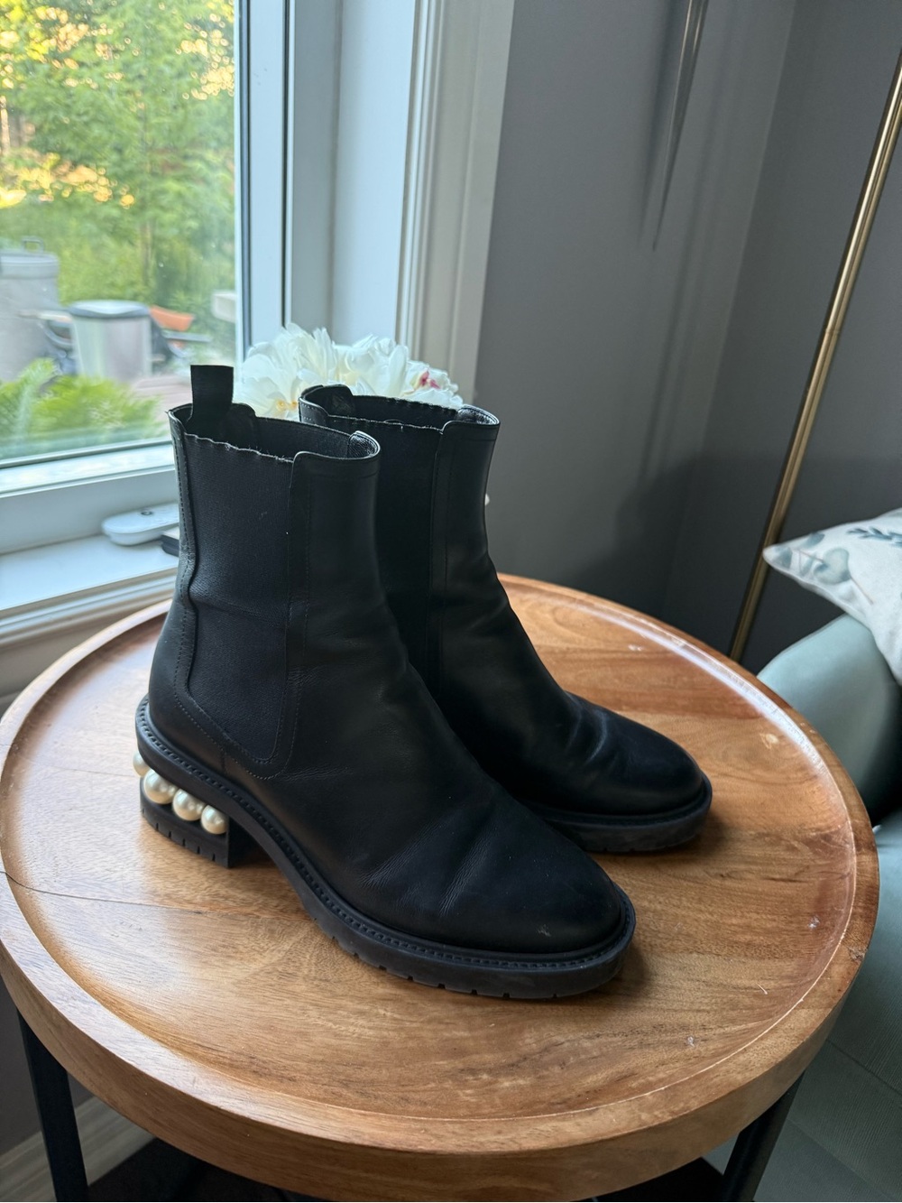 Nicholas Kirkwood Chelsea Boots with Pearl Heel